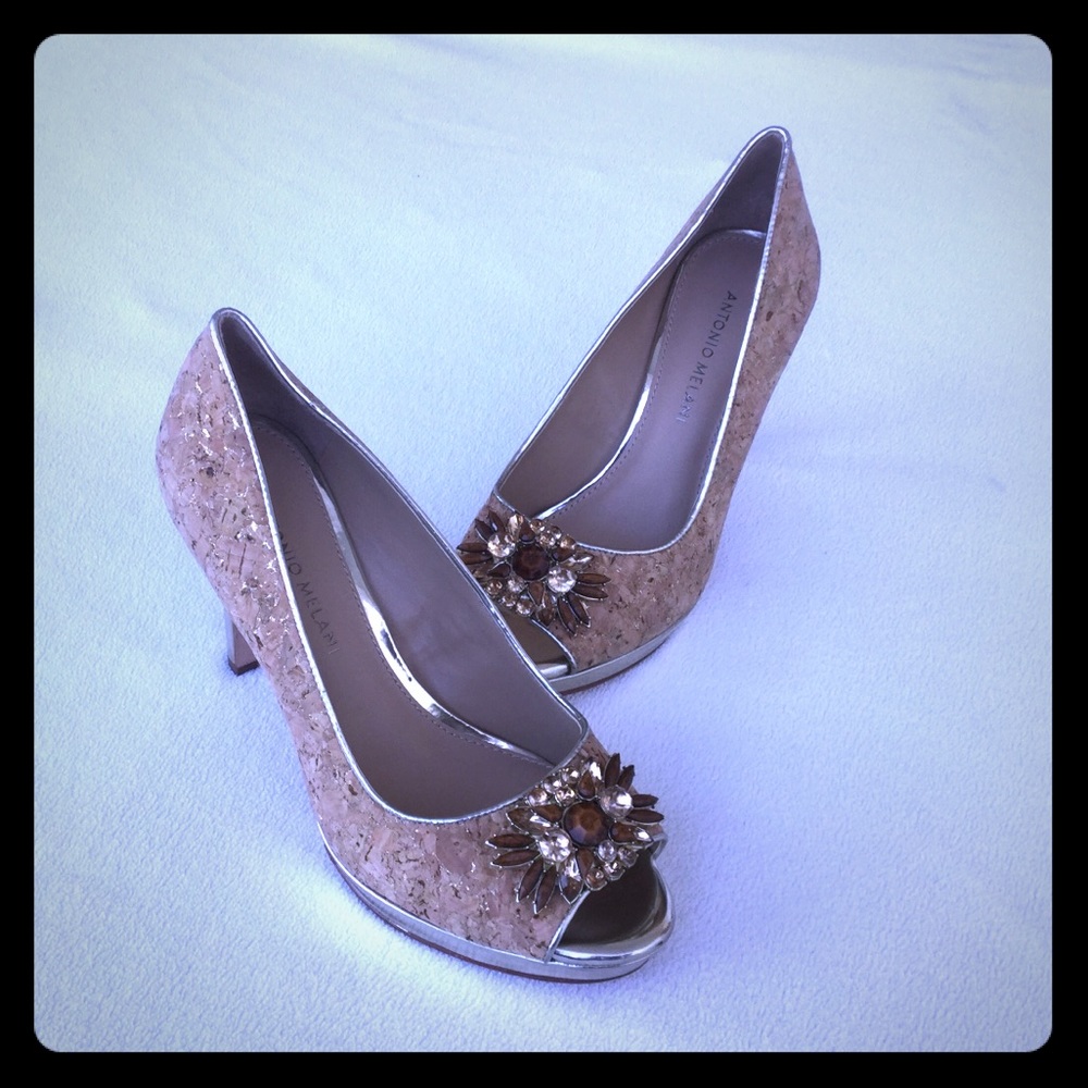 ANTONIO MELANI peep toe heels SZ 7 EUC